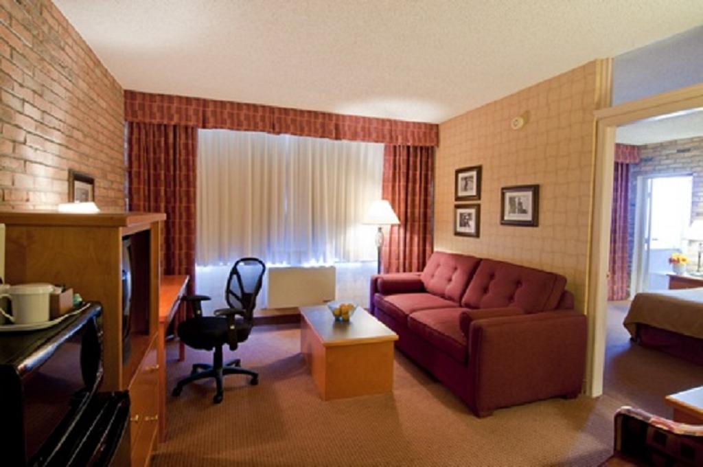 Quality Hotel Downtown-Inn At False Creek Vancouver Ruang foto