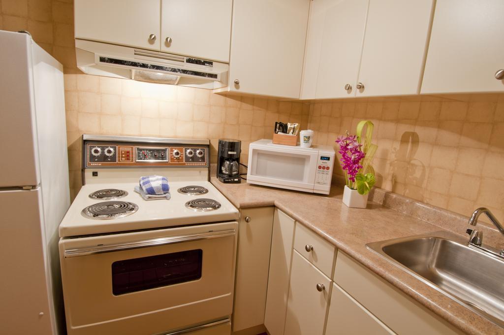 Quality Hotel Downtown-Inn At False Creek Vancouver Ruang foto