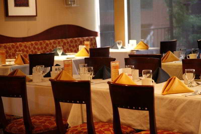 Quality Hotel Downtown-Inn At False Creek Vancouver Bagian luar foto