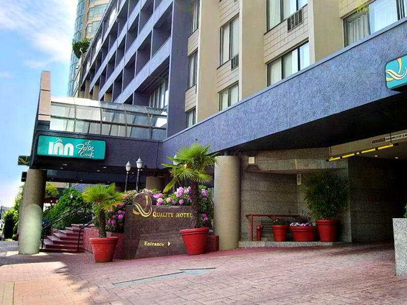 Quality Hotel Downtown-Inn At False Creek Vancouver Bagian luar foto