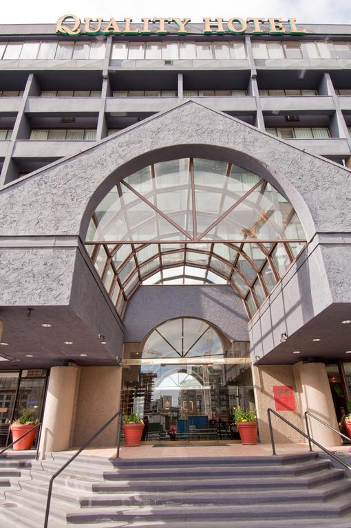 Quality Hotel Downtown-Inn At False Creek Vancouver Bagian luar foto